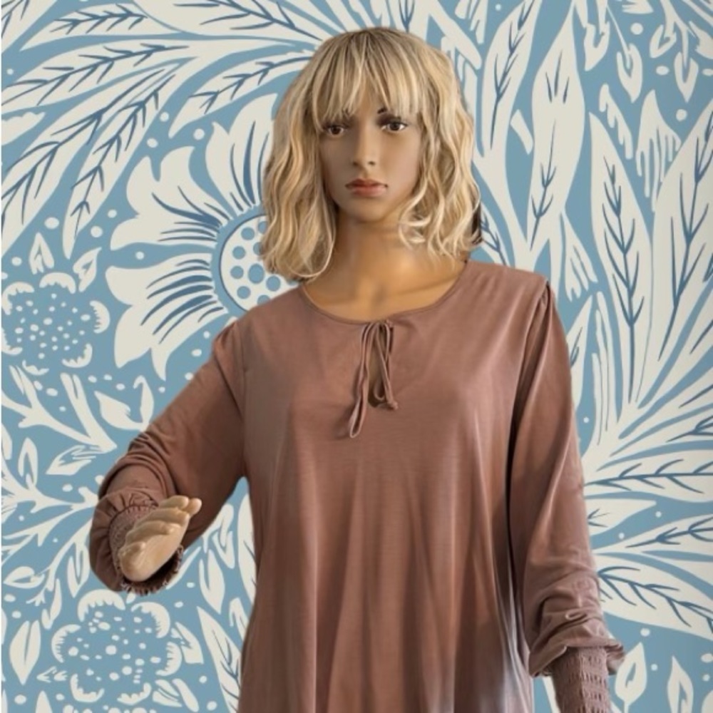 Lucky Brand T-Shirt